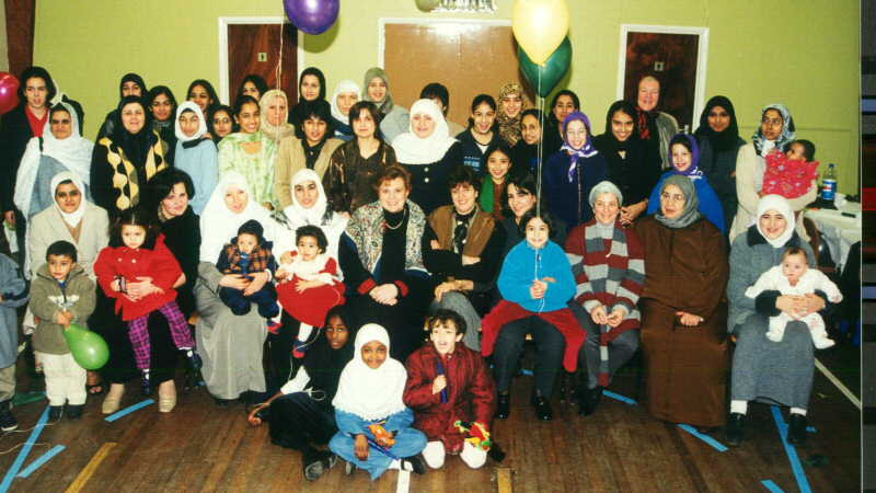 eid2k2.jpg (55842 bytes)